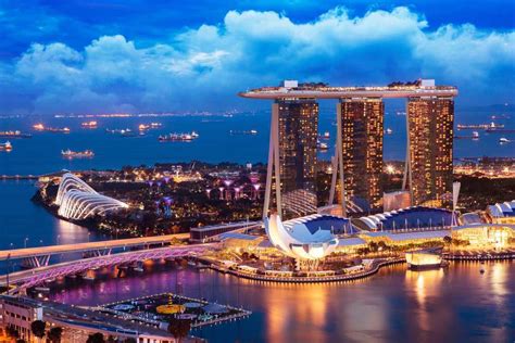 when to visit singapore.